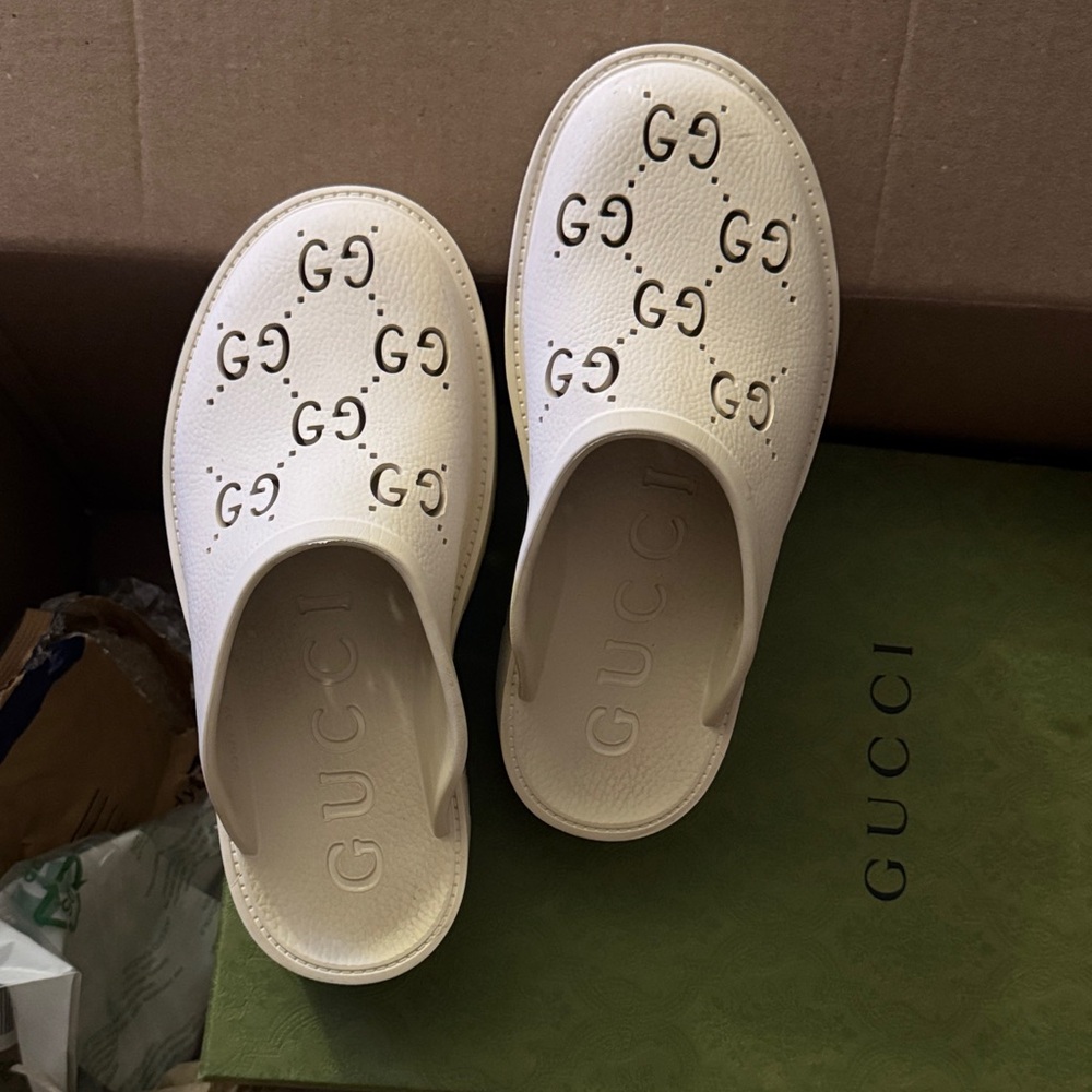 Gucci Cream Perforated Logo Slides